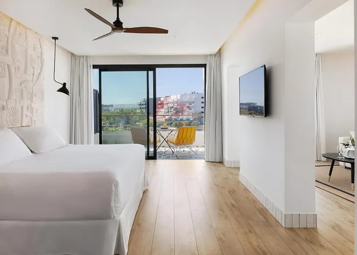 Готель H10 Atlantic Sunset Horizons Collection